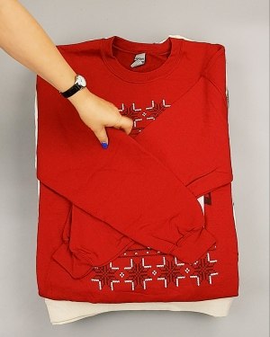 Фотография  821 - SWEATSHIRT CAN 084#10 кг, ЛОТ №6932 оптом в Костроме и Костромской области