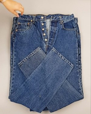 Фотография  689 - Джинсы LEVIS муж #7,7 кг, ЛОТ №7016 оптом в Костроме и Костромской области