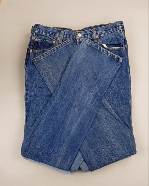 Фотография  394 - Джинсы LEVIS муж #7,6 кг, ЛОТ №7015 оптом в Костроме и Костромской области